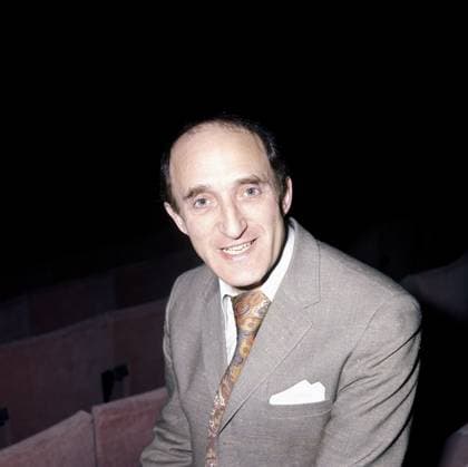 RON MOODY DIES AGED 91 Ron Moody British Actor January 1973, Credit:Avalon  Copyright: xAvalonx 0521688134