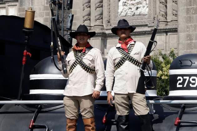 Andres Manuel Lopez Obrador, president of Mexico commemorates the 113th anniversary of the Mexican Revolution November 20, 2023, Mexico City, Mexico: Military personnel participate in costumes in the representations of scenes from the Mexican Revolution in the Zocalo square in Mexico City. on November 20, 2023 in Mexico City, Mexico (Photo by Luis Barron Eyepix Group). Copyright: xLuisxBarronx xEyepixxGroupx LB_20231120_REVMEX40