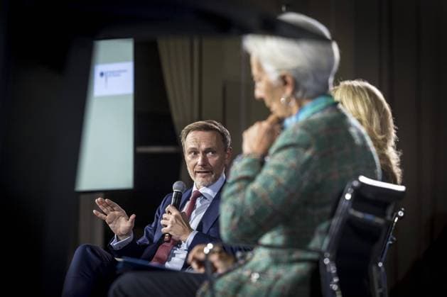 News Themen der Woche KW47 News Bilder des Tages Economic Dialogue im Bundesfinanzministerium mit Christian Lindner (FDP), Bundesminister der Finanzen, und Christine Lagarde, Praesidentin der Europaeischen Zentralbank. Berlin Deutschland *** Economic Dialogue at the Federal Ministry of Finance with Christian Lindner FDP , Federal Minister of Finance, and Christine Lagarde, President of the European Central Bank Berlin Germany Copyright: xThomasxKoehlerx