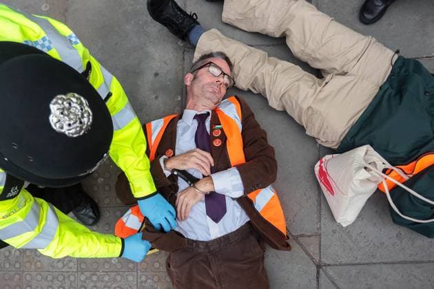 News Themen der Woche KW47 News Bilder des Tages . 22 11 2023. London, United Kingdom. Just Stop Oil Protest. Just Stop Oil Protesters slow walking protest Westminster.  xMartynxWheatleyx xi-Imagesx IIM-24828-0036