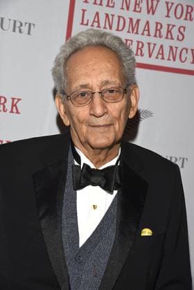 Frank Stella Frank Stella attends The New York Landmarks Conservancy 2017 Living Landmarks Gala on November 1, 2017 at the Plaza Hotel in New York, New York, USA., Credit:Robin Platzer Twin Images Avalon United States of America  Copyright: xRobinxPlatzer TwinxImagesx xAvalonx 0521995535
