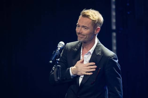 Ronan KEATING, singer, musician, receives the German Sustainability Award, singing, song, concert, German Sustainability Award ceremony in Duesseldorf on 23 11 2023