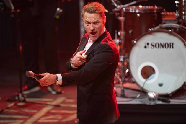 Ronan KEATING, singer, musician, receives the German Sustainability Award, singing, song, concert, German Sustainability Award ceremony in Duesseldorf on 23 11 2023