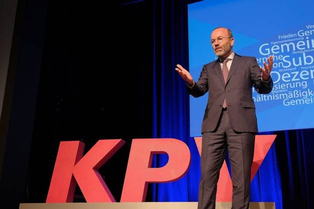 24.11.2023 xkhx Kassel, Kongress-kommunal mit der Bundesvertreterversammlung der Kommunalpolitischen Vereinigung der CDU und CSU Deutschlands (KPV) Bild zeigt: MdEP Manfred Weber Vorsitzender der EVP und der EVP-Fraktion im Europäischen Parlament *** 24 11 2023 xkhx Kassel, Kongress kommunal with the Federal Representative Assembly of the Kommunalpolitische Vereinigung der CDU und CSU Deutschlands KPV Picture shows MEP Manfred Weber Chairman of the EPP and the EPP Group in the European Parliament KH
