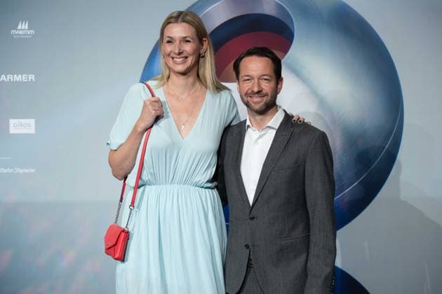 Andrea GERHARD, actress, and David BEHLE, red carpet, red carpet show, arrival, German Sustainability Award ceremony in Duesseldorf on 24 11 2023