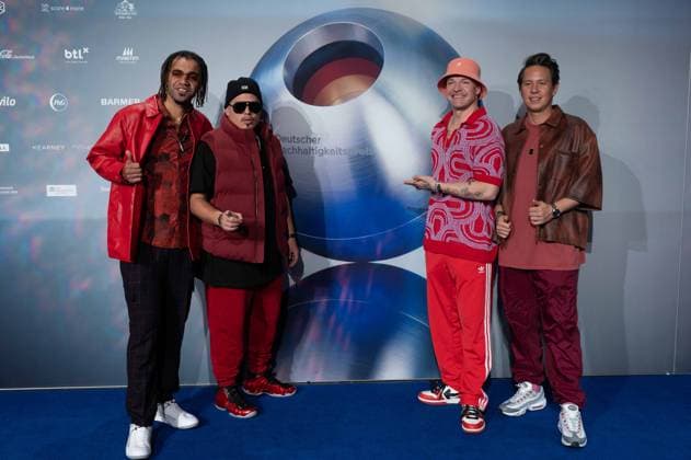 CULCHA CANDELA, music group, band, red carpet, red carpet show, arrival, German Sustainability Award ceremony in Duesseldorf on 24 11 2023