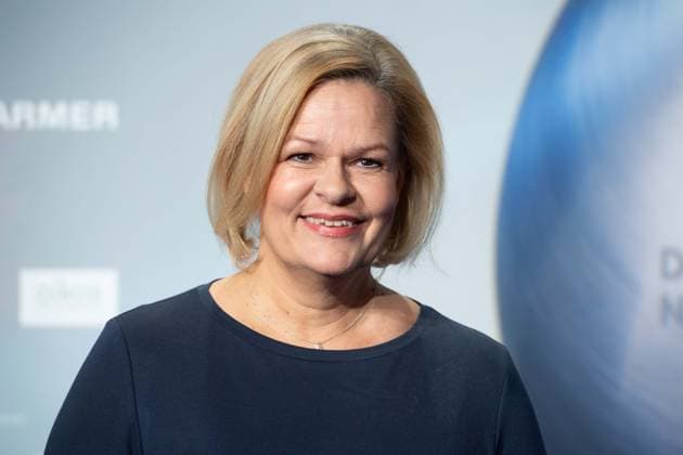Nancy FAESER, Federal Minister of the Interior, Red Carpet, Red Carpet Show, Arrival, German Sustainability Award Ceremony in Duesseldorf on 24 11 2023