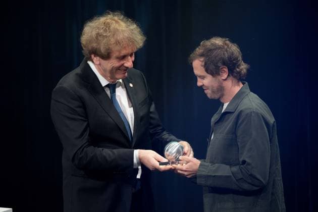 Prof. Michael BRAUNGART presents the German Sustainability Award to Sebastian VETTEL, German Sustainability Award ceremony in Duesseldorf on 24 11 2023