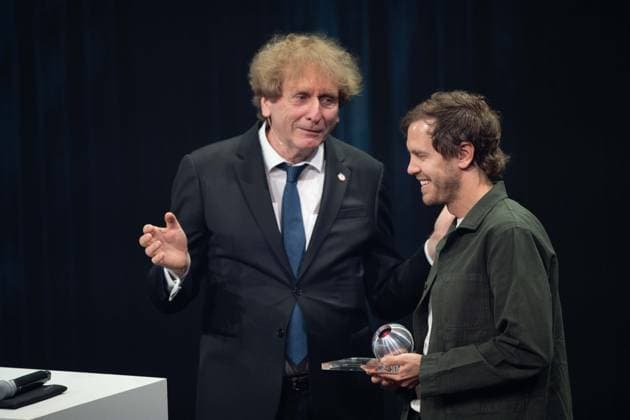 Prof. Michael BRAUNGART presents the German Sustainability Award to Sebastian VETTEL, German Sustainability Award ceremony in Duesseldorf on 24 11 2023