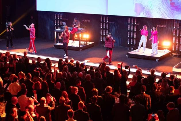 Band CULCHA CANDELA, singing, concert, German Sustainability Award ceremony in Duesseldorf on 24 11 2023