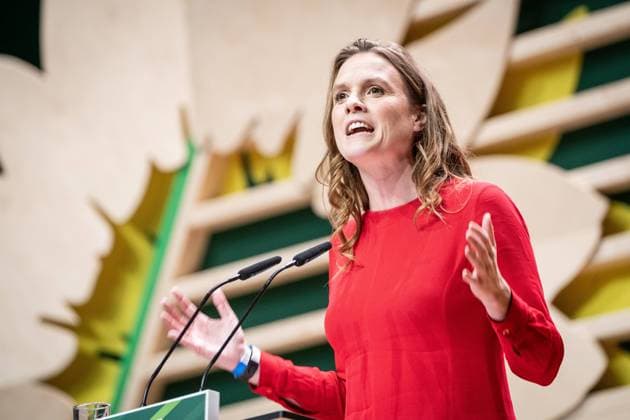 Bündnis 90 Die Grünen - 49. Ordentliche Bundesdelegiertenkonferenz 2023 in Karlsruhe - Europapolitikerin Terry Reintke bei ihrer Bewerbungsrede zur Aufstelluung auf Listenplatz 1 zur Europwahl 2024;Bündnis 90 Die Grünen - 49. Ordentliche Bundesdelegiertenkonferenz 2023 in Karlsruhe - Europapolitikerin Terry Reintke bei ihrer Bewerbungsrede zur Aufstelluung auf Listenplatz 1 zur Europwahl 2024, Karlsruhe Baden-Württemberg Deutschland dm-arena *** Bündnis 90 Die Grünen 49 Ordinary Federal Delegates Conference 2023 in Karlsruhe European politician Terry Reintke during her candidacy speech for list position 1 for the 2024 European elections Bündnis 90 Die Grünen 49 Ordinary Federal Delegates Conference 2023 in Karlsruhe European politici