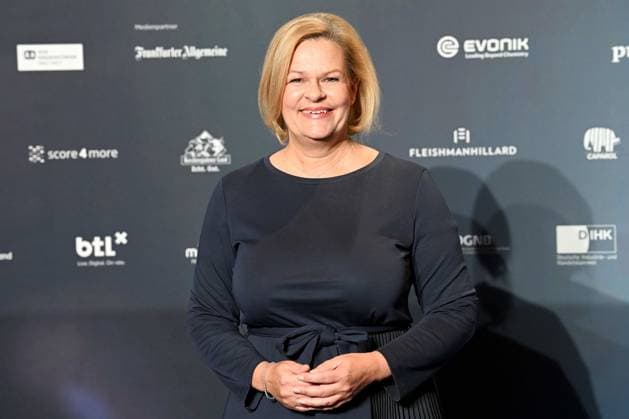 German Sustainability Award 2023 on 24 11 2023 at the Maritim Hotel in Düsseldorf Nancy Faeser Federal Minister of the Interior xJFx