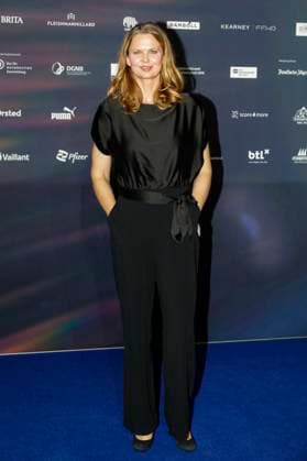 Britta Steffen at the presentation of the 16 German Sustainability Award 2023 at the Maritim Hotel Düsseldorf, 24 11 2023 Foto:xR.xSchmiegeltx xFuturexImagex nachhaltigkeitspreis_3101