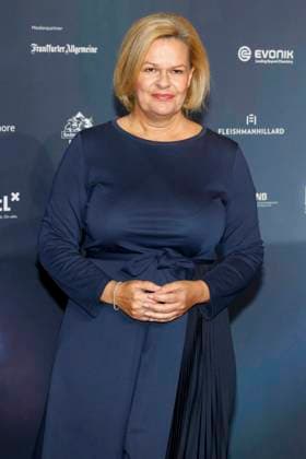 Nancy Faeser at the presentation of the 16 German Sustainability Award 2023 at the Maritim Hotel Düsseldorf, 24 11 2023 Foto:xR.xSchmiegeltx xFuturexImagex nachhaltigkeitspreis_3163