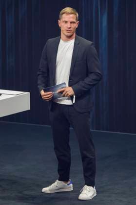 Sebastian Steudtner at the presentation of the 16 German Sustainability Award 2023 at the Maritim Hotel Düsseldorf, 24 11 2023 Foto:xR.xSchmiegeltx xFuturexImagex nachhaltigkeitspreis_3225