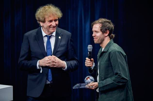 Michael Braungart and Sebastian Vettel at the presentation of the 16 German Sustainability Award 2023 at the Maritim Hotel Düsseldorf, 24 11 2023 Foto:xR.xSchmiegeltx xFuturexImagex nachhaltigkeitspreis_3266