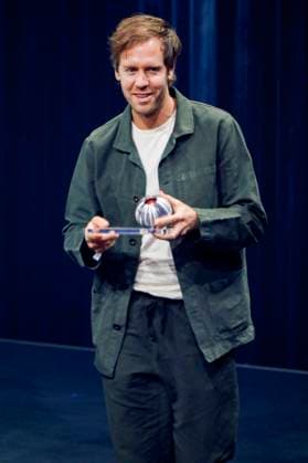 Sebastian Vettel at the presentation of the 16 German Sustainability Award 2023 at the Maritim Hotel Düsseldorf, 24 11 2023 Foto:xR.xSchmiegeltx xFuturexImagex nachhaltigkeitspreis_3272