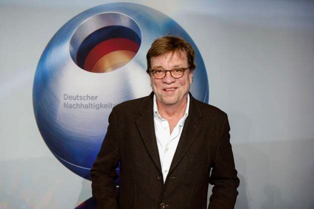 Bela Rethy at the presentation of the 16 German Sustainability Award 2023 at the Maritim Hotel Düsseldorf, 24 11 2023 Foto:xR.xSchmiegeltx xFuturexImagex nachhaltigkeitspreis_3308