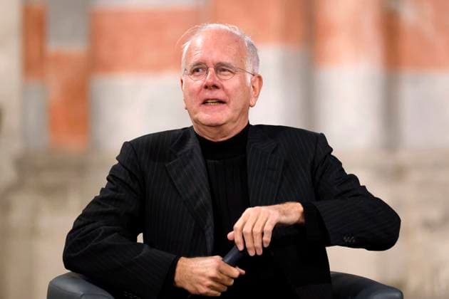 Bilder des Jahres 2023, Entertainment 11 November Entertainment Themen der Woche KW47 Entertainer Harald Schmidt bei der Veranstaltung 50ÖJahre Orgelkonzerte in der Abteikirche Brauweiler in der Abteikirche Brauweiler bei Köln. Brauweiler, 25.11.2023 NRW Deutschland *** Entertainer Harald Schmidt at the event 50ÖJahre Orgelkonzerte in der Abteikirche Brauweiler in der Abteikirche Brauweiler bei Köln Brauweiler, 25 11 2023 NRW Germany Copyright: xChristophxHardtx