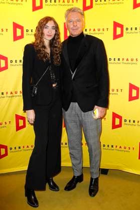 Jörg Pilawa with daughter Emmy at the award ceremony for the 18 German Theater Prize Faust 2023 at the Thalia Theater Hamburg, 25 11 2023 Foto:xH.xHartmannx xFuturexImagex faust_3169