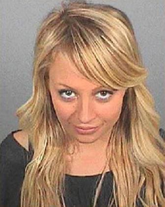 Nicole Richie s mugshot from her 82-minute stint in jail 17220, LOS ANGELES, CALIFORNIA - Thursday August 23 2007. Nicole Richie s mugshot released by the Los Angeles County Sheriff s department. Pregnant Nicole served just 82-minutes of her four day sentence for driving under the influence of alcohol. The 25-year-old was finger-printed and photographed at the Los Angeles Detention Centre, but did not even make it to her cell. To prevent overcrowding, guidelines for prisons state that inmates sentenced to less that 30 days for non-violent crimes are usually released within 12 hours. After pleading guilty to driving under the influence of drink and drugs, she was sentenced to four days in jail last month, fined and handed three years probat  Copyright: xPacificCoastNews.comx xAvalonx 0523444313