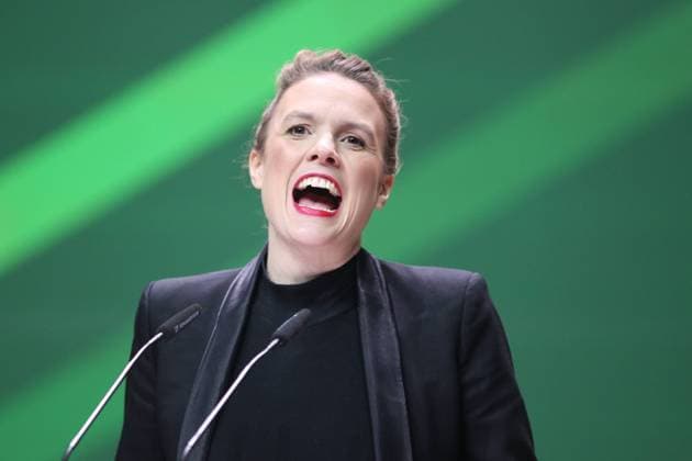Karlsruhe, Baden-Württemberg, Deutschland, 26.11.2023: 49. Bundesdelegiertenkonferenz der Partei Bündnis90 Die Grünen: Terry Reintke, Spitzenkandidatin für die Europawahl *** Karlsruhe, Baden Württemberg, Germany, 26 11 2023 49 Federal Delegates Conference of the Bündnis90 Die Grünen party Terry Reintke, top candidate for the European elections Copyright: xdtsxNachrichtenagenturx dts_26438