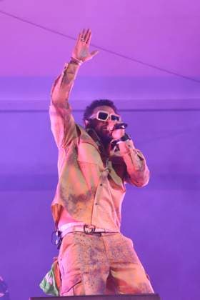 November 26, 2023, Mexico City, Ciudad de Mexico, Mexico: November 25, 2023, Mexico City, Mexico: Jamaican reggae singer and DJ, Orville Richard Burrell, known as Shaggy performs on stage as part of the Coca Cola Flow Fest 2023 reggaeton music Festival at Autodromo Hermanos Rodriguez. on November 25, 2023 in Mexico City, Mexico. Mexico City Mexico - ZUMAe321 20231126_zea_e321_126 Copyright: xEssenexHernandez xEyepixxGroupx