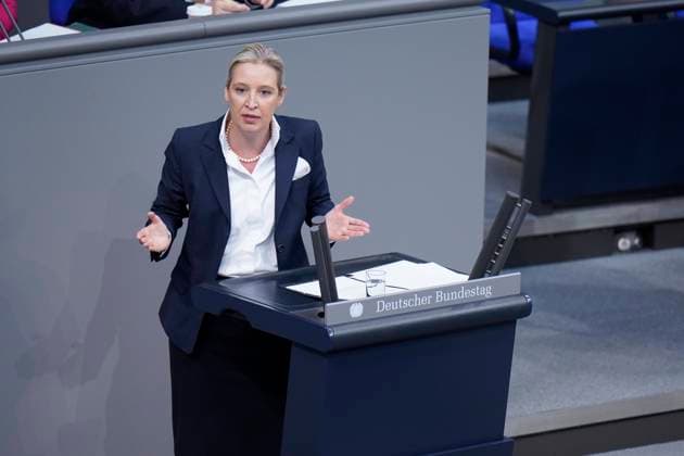 Sitzung des Deutschen Bundestags, Alice Weidel, AfD Sitzung des Deutschen Bundestags, Regierungserklärung des Bundeskanzlers, Olaf Scholz Berlin Berlin GER *** Session of the German Bundestag, Alice Weidel, AfD Session of the German Bundestag, Government statement by the Federal Chancellor, Olaf Scholz Berlin Berlin GER