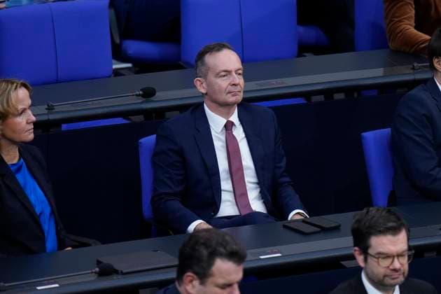 Sitzung des Deutschen Bundestags, Regierungserklärung des Bundeskanzlers Sitzung des Deutschen Bundestags, Regierungserklärung des Bundeskanzlers, Bundesminister, für Digitales und Verkehr Volker Wissing, FDP Berlin Berlin GER *** Session of the German Bundestag, Government statement by the Federal Chancellor Session of the German Bundestag, Government statement by the Federal Chancellor, Federal Minister for Digital Affairs and Transport Volker Wissing, FDP Berlin Berlin GER