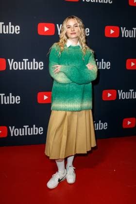 YouTube Music Artist Dinner Award 2023 Esther Graf at the YouTube Music Artist Dinner Award 2023 at Grill Royal on 28 11 2023 in Berlin Copyright: xEventpressxKochanx