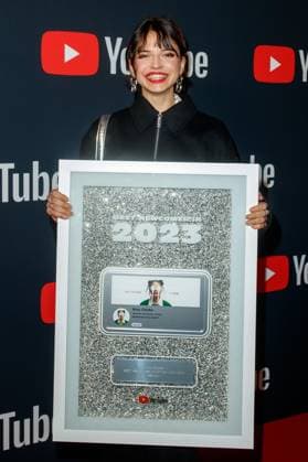 YouTube Music Artist Dinner Award 2023 Nina Chuba Nina Kaiser at the YouTube Music Artist Dinner Award 2023 at Grill Royal on 28 11 2023 in Berlin Copyright: xEventpressxKochanx