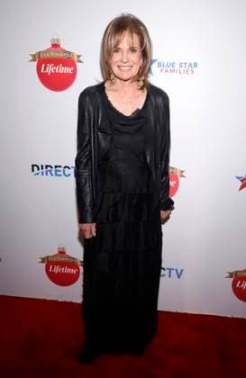 BEVERLY HILLS, CA 0 NOVEMBER 28: Linda Gray at Gift Of A Lifetime Red Carpet Event at The Melbourne in Beverly Hills, California on November 28, 2023. Copyright: xFayexSadoux
