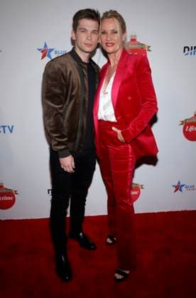 BEVERLY HILLS, CA 0 NOVEMBER 28: Layne Herrin, Nicollette Sheridan at Gift Of A Lifetime Red Carpet Event at The Melbourne in Beverly Hills, California on November 28, 2023. Copyright: xFayexSadoux