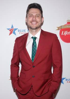 BEVERLY HILLS, CA 0 NOVEMBER 28: Jake Helgren at Gift Of A Lifetime Red Carpet Event at The Melbourne in Beverly Hills, California on November 28, 2023. Copyright: xFayexSadoux