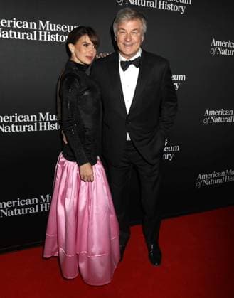 Entertainment Bilder des Tages November 30, 2023, New York, New York, USA: HILARIA BALDWIN and ALEC BALDWIN seen at the red carpet arrivals for 2023 American Museum of Natural HistoryÃ¢â‚¬â ¢s annual Ã¢â‚¬ËœThe Museum GalaÃ¢â‚¬â ¢ event. New York USA - ZUMAk03_ 20231130_zaf_k03_017 Copyright: xNancyxKaszermanx