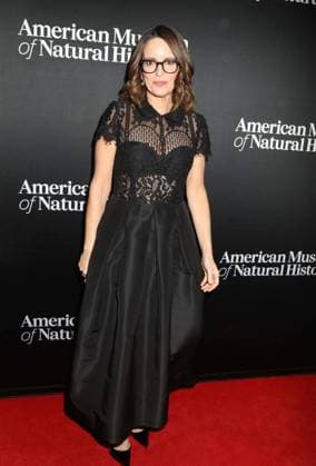 November 30, 2023, New York, New York, USA: TINA FEY seen at the red carpet arrivals for 2023 American Museum of Natural HistoryÃ¢â‚¬â ¢s annual Ã¢â‚¬ËœThe Museum GalaÃ¢â‚¬â ¢ event. New York USA - ZUMAk03_ 20231130_zaf_k03_105 Copyright: xNancyxKaszermanx