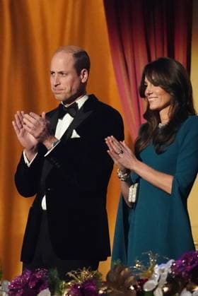 . 30 11 2023. London, United Kingdom. Prince William and Kate Middleton, the Prince and Princess of Wales, at the Royal Variety Performance in London.  xi-Imagesx xPoolx IIM-24850-0024