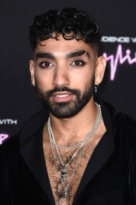 Mawaan Rizwan arriving for the An Audience with Kylie concert at the Royal Albert Hall London, 01 12 2023 Foto:xS.xVasx xFuturexImagex audience_3260