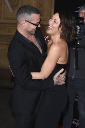 Matt Willis with wife Emma Willis arriving for the An Audience with Kylie concert at the Royal Albert Hall London, 01 12 2023 Foto:xS.xVasx xFuturexImagex audience_3323