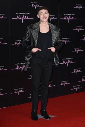 Olly Alexander arriving for the An Audience with Kylie concert at the Royal Albert Hall London, 01 12 2023 Foto:xS.xVasx xFuturexImagex audience_3362