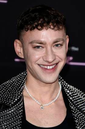 Olly Alexander arriving for the An Audience with Kylie concert at the Royal Albert Hall London, 01 12 2023 Foto:xS.xVasx xFuturexImagex audience_3366