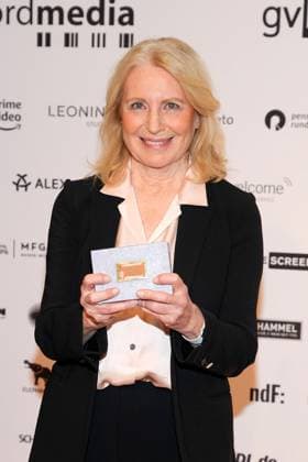 Performer Maren Kroymann at the Daffne Award Ceremony of the German Academy for Television on 2 12 2023 in Berlin Daffne Award Ceremony 2023 in Berlin
