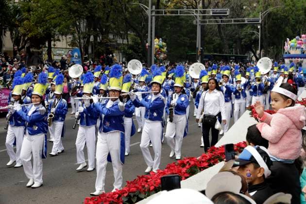 Bolo Fest Christmas Parade in Mexico City December 2, 2023, Mexico City, Mexico: Thousands of people attend the Bolo Fest Christmas parade on Reforma Avenue in Mexico City. on December 2, 2023 in Mexico City, Mexico (Photo by Luis Barron Eyepix Group). Copyright: xLuisxBarronx xEyepixxGroupx LB_20231202_12