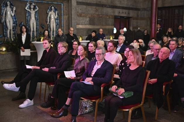 <p>Preisträger Matthias Meyer 2. vr. mit Ehefrau am Sonntag, 3.12.2023 bei der Ruhrpreisverleihung im Marmorsaal. D NRW Mülheim Copyright: OliverxMüller