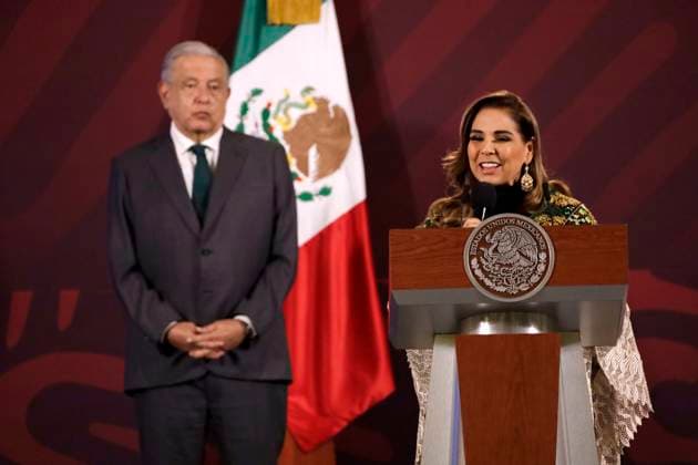 December 4, 2023, Mexico City, Mexico: The governor of the state of Quintana Roo, Maria Elena Lezama at the press conference with the president of Mexico, Andres Manuel Lopez Obrador at the National Palace in Mexico City. on December 4, 2023 in Mexico City, Mexico Mexico City Mexico - ZUMAe321 20231204_zia_e321_021 Copyright: xLuisxBarronx