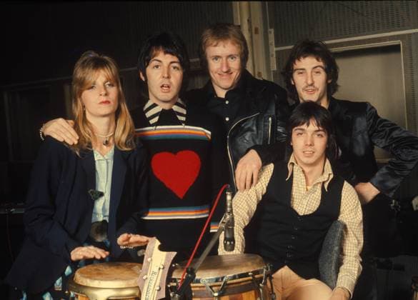 BRITISH BAND WINGS, FEATURING PAUL MCCARTNEY. BRITISH BAND WINGS, FEATURING PAUL MCCARTNEY., Credit:LONDON FEATURES Avalon  Copyright: xLONDONxFEATURESx xAvalonx OBIT_Denny_Laine_dies_79_550976667