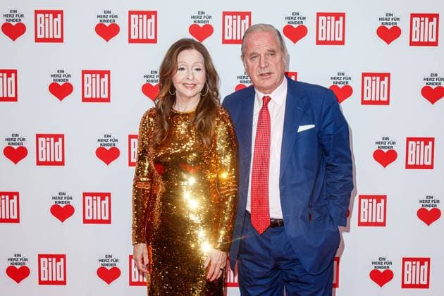 Ein Herz für Kinder 2023 fundraising gala Vicky Leandros and Enno von Ruffin at the Ein Herz für Kinder 2023 fundraising gala at Studio Adlershof on 09 12 2023 in Berlin Copyright: xEventpressxKochanx