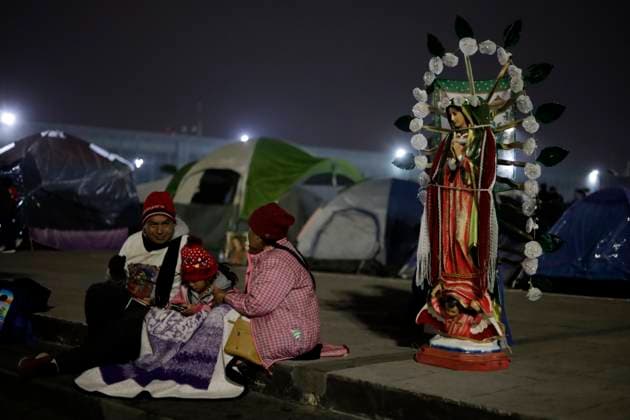 December 11, 2023, Mexico City, Mexico: Millions of parishioners visit the Basilica of Guadalupe to celebrate the Virgin of Guadalupe on the 492nd anniversary of her appearance on Cerro del Tepeyac in Mexico City. on December 11, 2023 in Mexico City, Mexico Mexico City Mexico - ZUMAe321 20231211_zia_e321_168 Copyright: xLuisxBarronx