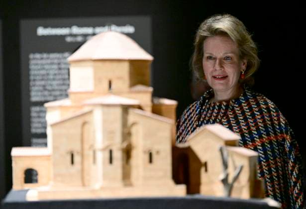 HRH Queen Mathilde Visits Georgia: a story of encounters Exhibition BRUSSELS, BELGIUM - DECEMBER 12 :Her Majesty the Queen visits the exhibition Georgia: a history of encounters at the Musée d Art et d Histoire in Brussels. This heritage exhibition is part of Europalia Georgia and highlights the country s art, culture and history. Queen Mathilde of Belgium pictured on DECEMBER 12, 2023 in Brussels, Belgium, 12 12 23 Brussels Belgium  Copyright: xPhilipxReynaersx