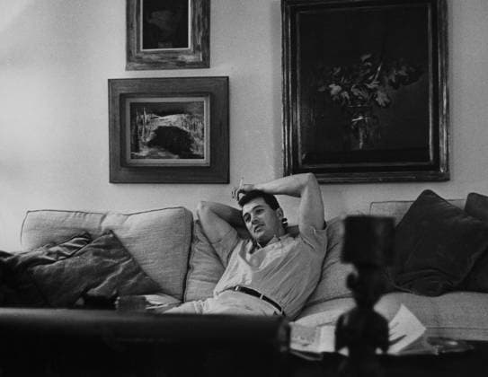 Rock Hudson at Home Actor Rock Hudson goofing at home Los Angeles, CA USA  Copyright: xLeoxFuchsx R0045-Hudson
